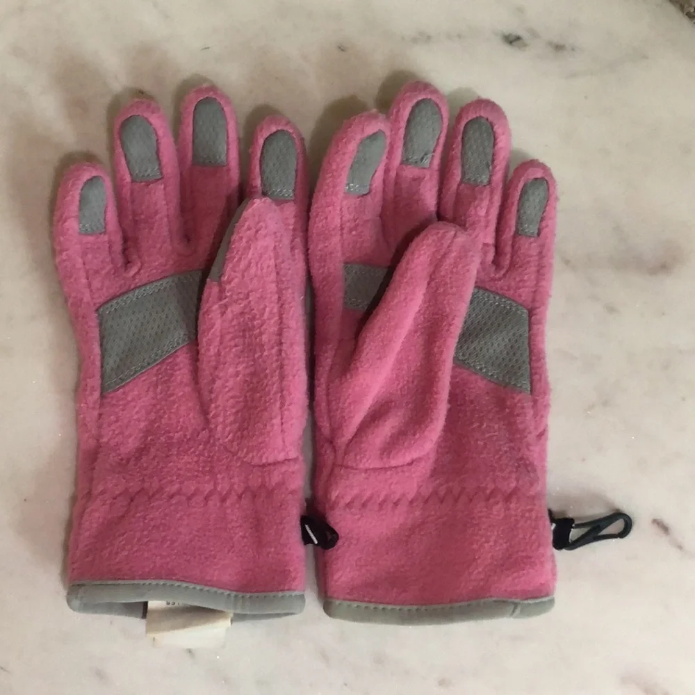 😎. Girls The North Face fleece gloves